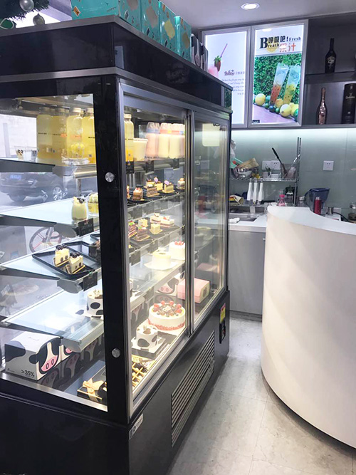 贝客新语蛋糕展示柜定制案例4